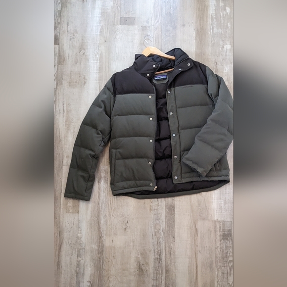 Men's Patagonia Winter Puffer Coat - Picture 1 of 2